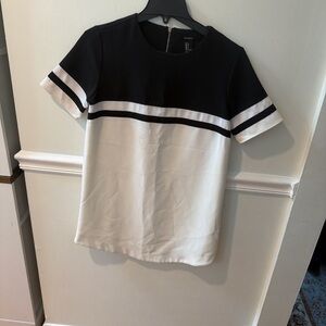 Forever 21 Black and White Colorblock Top